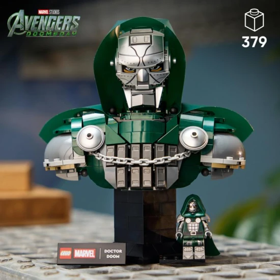LEGO Marvel 76345 Doctor Doom mellszobor LEGO Marvel 76345 Doctor Doom mellszobor