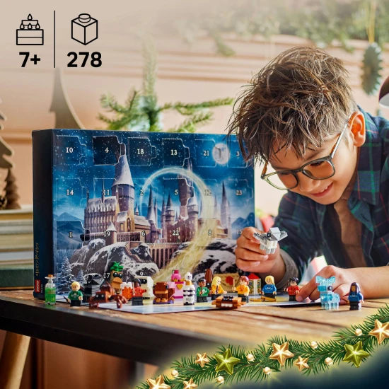 LEGO Harry Potter 76456 Adventi naptar 2025 minifigurakkal es varazslatos modellekkel