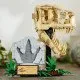 LEGO® Jurassic World T-Rex koponya és kövületek játékkészlet gyerekeknek, állvány információs táblával, nyitható állkapocs és rejtett „borostyán” darab.