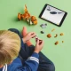 LEGO Jurassic World 76967 kis T-rex evő