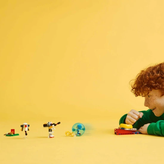 Campfire Showdown: Sonic, Robots and the Chaos Emerald!