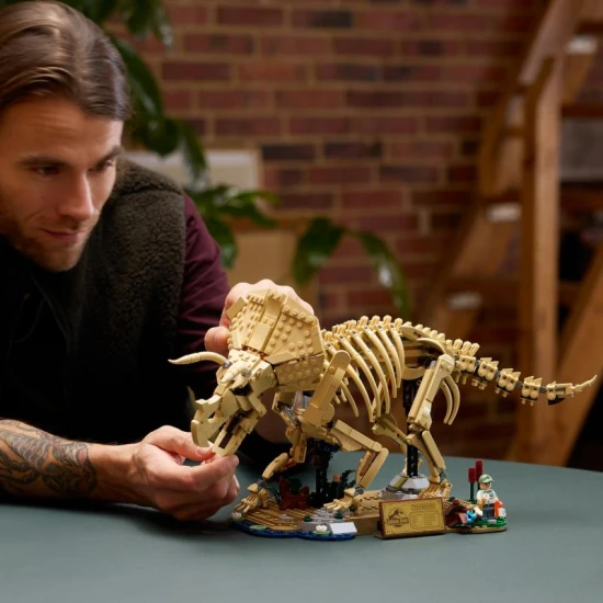 LEGO Jurassic World 77985 Dinoszaurusz kövületek: Triceratops LEGO Jurassic World 77985 Dinoszaurusz kövületek: Triceratops