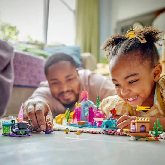 A népszerű LEGO Ariel és a Kristálybarlang építőkészlet.