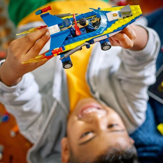 LEGO City parti őrség nyomozó küldetése Építsd meg LEGO kalandjaidat, mint még soha! Töltse le az ingyenes alkalmazást, és kövesse a digitális történetet.