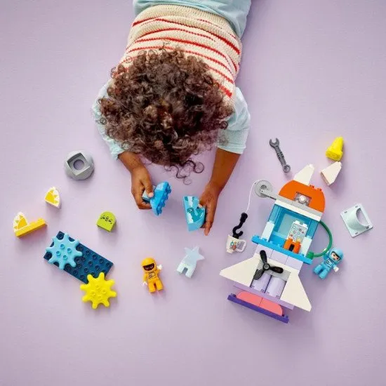 LEGO DUPLO 10422 Űrkaland Űrsiklóval 3 az 1-ben