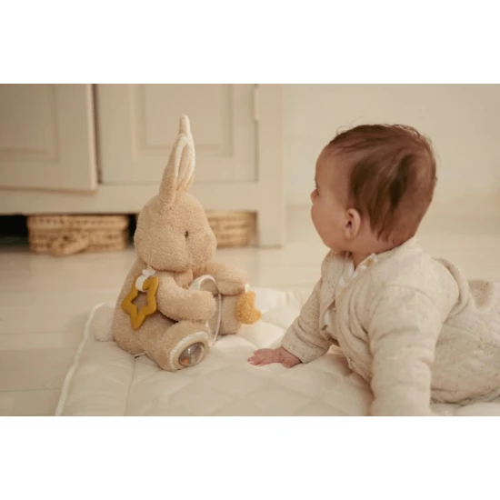 Little Dutch Plüss nyuszi aktivitásokkal Newborn Naturals Little Dutch Plüss nyuszi aktivitásokkal Newborn Naturals