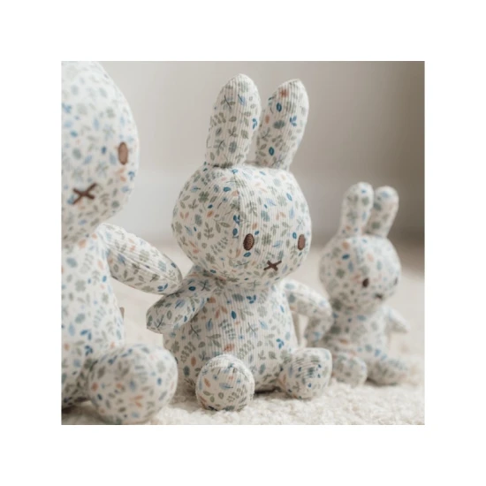 Little Dutch Miffy textil nyuszi Lucky Leaves 20 cm Little Dutch Miffy textil nyuszi Lucky Leaves 20 cm