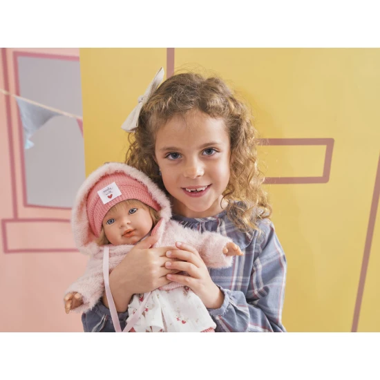 Llorens Baba Hangokkal és Puha Testtel Carla virágos ruhában 42 cm