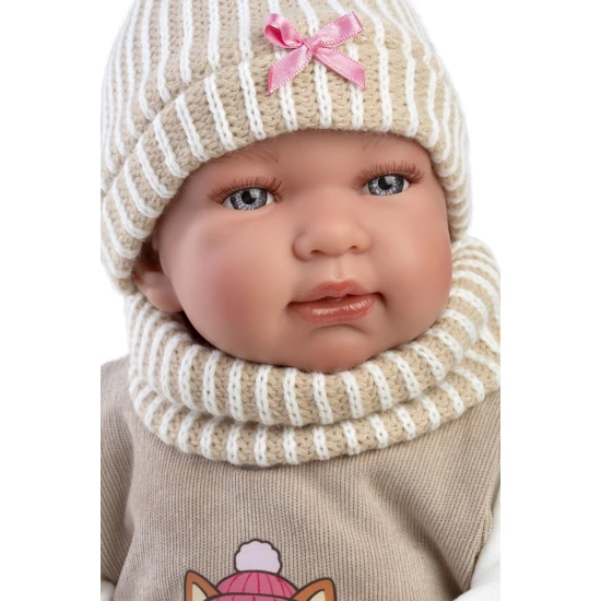 Llorens Baba Hangokkal és Puha Testtel róka mintával 44 cm Llorens Baba Hangokkal és Puha Testtel róka mintával 44 cm