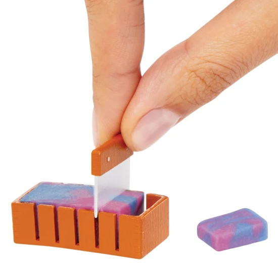 MGA’s Miniverse Make It Mini Spa – mini kozmetikai eszközök, fürdőgolyók, peelingek és szappanok élethű részletekkel