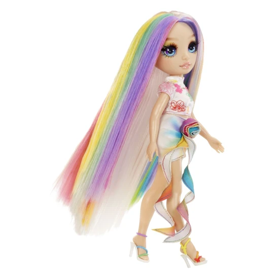 Rainbow High Amaya baba színes hajkrétákkal Rainbow High Amaya baba hosszú, színes hajjal és hajkrétás fésűkkel