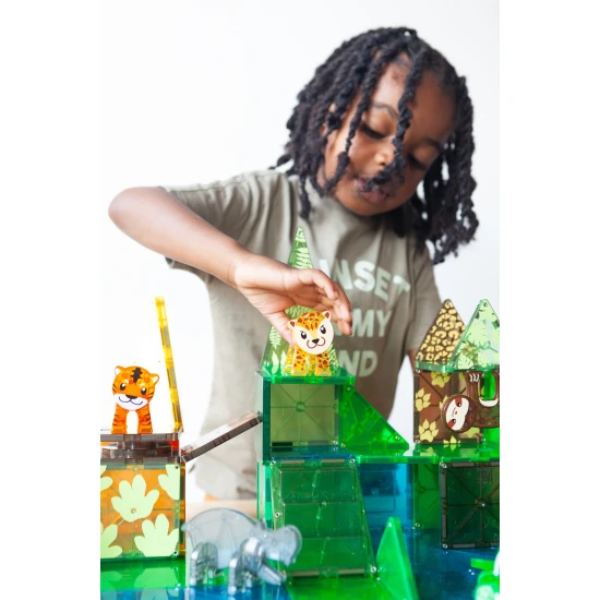 Az eredeti MAGNA-TILES® Jungle mágneskészlet.