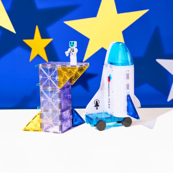 MAGNA-TILES mágneskészlet az űr szerelmeseinek.