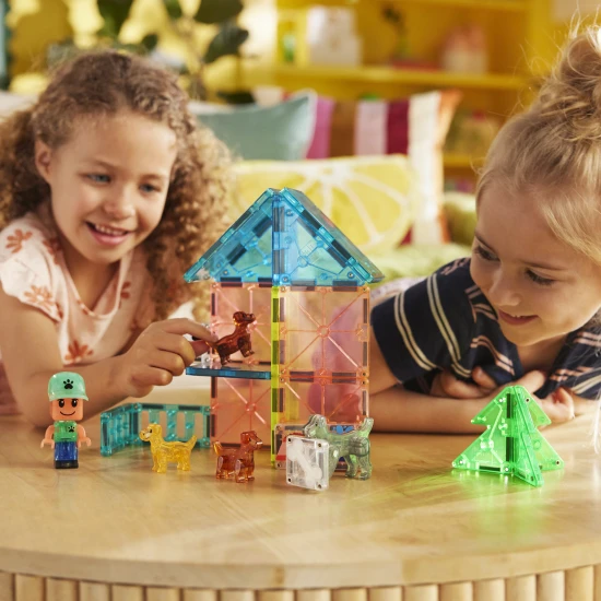 Mágneses építőkészlet MAGNA-TILES Puppy Park - gyerek építőkészlet kölyökkutyákkal, medencével és játszótérrel