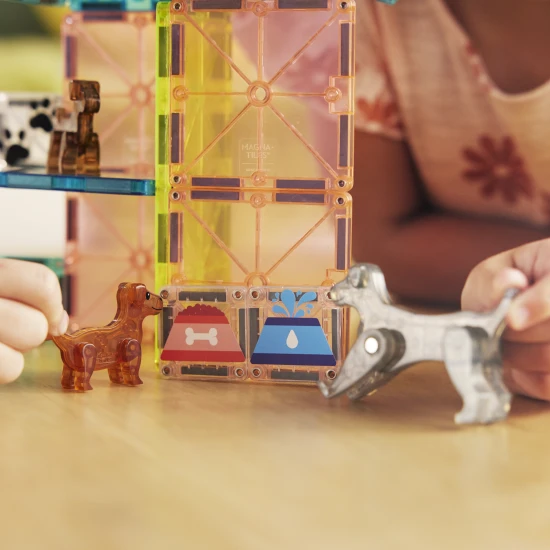 Mágneses építőkészlet MAGNA-TILES Puppy Park - gyerek építőkészlet kölyökkutyákkal, medencével és játszótérrel