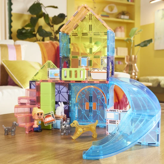 Mágneses építőkészlet MAGNA-TILES Pet Playhouse - gyerekház állatoknak csúszdával, figurákkal és kiegészítőkkel