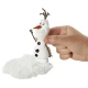 Disney Frozen baba Elsa és Olaf formázható homokkal, hogy jeleneteket készíthessenek.