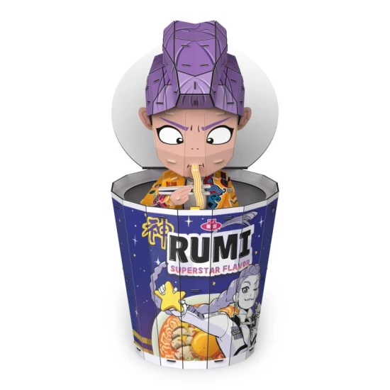 K-POP rámen pohár – Rumi 3D puzzle figura K-Pop Demon Hunters chibi stílusban rámen pohárral