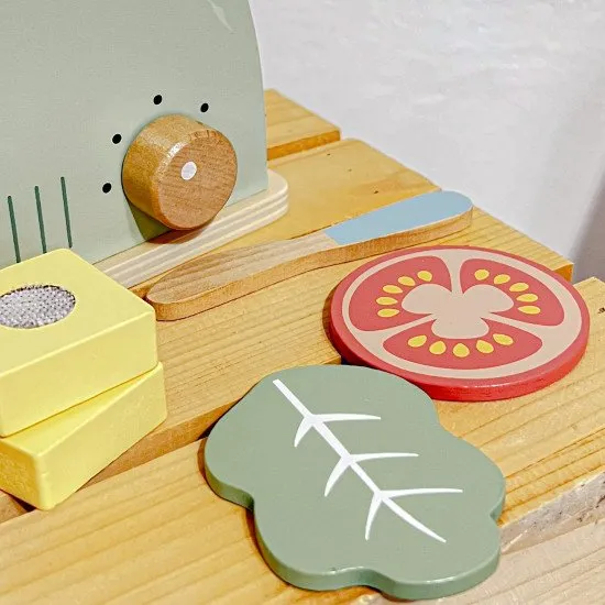 Gyermek kenyérpirító pasztell kiegészítőkkel