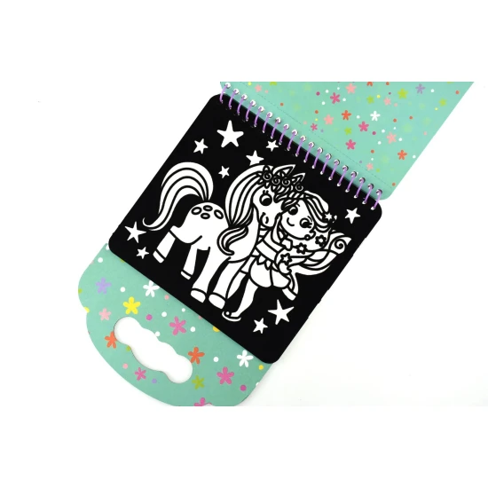 Unikornis bársony kifestőkönyv 8 markerrel Tookyland kreatív készlet