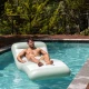 Felfújható szék Luxe Lounge Swim Essentials fehér zöld csíkokkal 180 x 99 cm