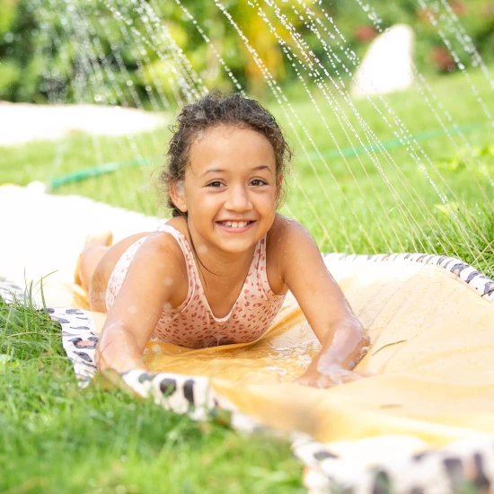 Swim Essentials Beige Leopard felfújható vízi csúszda fúvókákkal a kerti szórakozáshoz