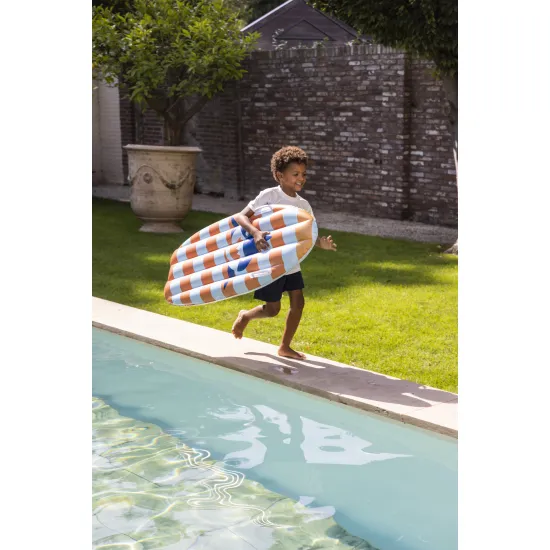 Swim Essentials Shark felfújható szörfdeszka 120 cm két rögzített fogantyúval