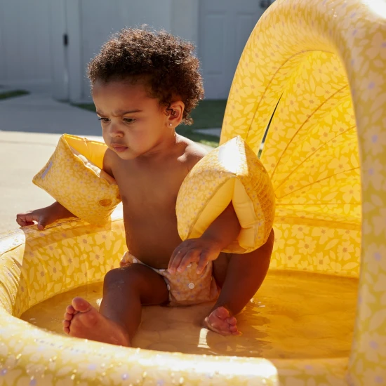 Felfújható gyermekmedence baldachinos Virágos sárga – sárga virágmintás medence.