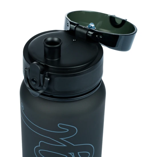 Tritán flakon Fekete 800 ml hurokkal és szűrővel, ideális iskolába, sportoláshoz és kirándulásokhoz, BPA, PVC és ftalát mentes.