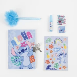 Napló Stitch tartozékokkal Napló Stitch tartozékokkal