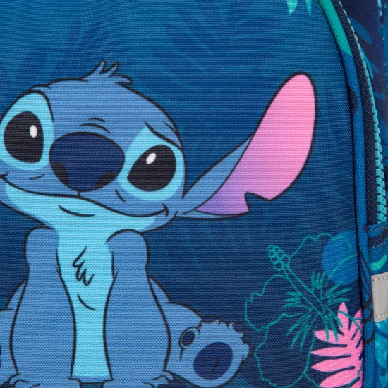 Coolpack Gyermek hátizsák Toby 33 cm Stitch Blue Toby Stitch Blue gyerek hátizsák állítható vállpántokkal és biztonsági síppal.