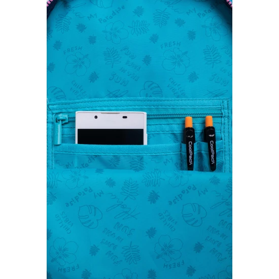 Coolpack Prime Stitch Blue iskolatáska két rekesszel és párnázott vállpántokkal.