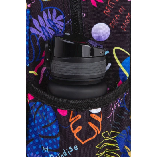 Coolpack Prime Stitch Fekete iskolatáska két rekesszel és párnázott vállpántokkal.