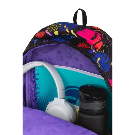 Coolpack Prime Stitch Fekete iskolatáska két rekesszel és párnázott vállpántokkal.
