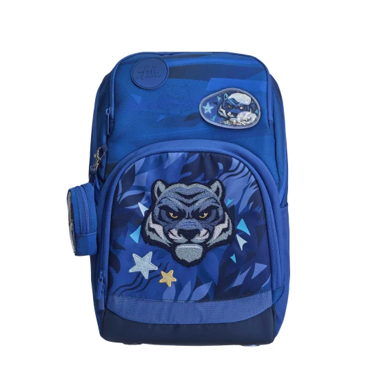 A könnyű Tiger Blue iskolatáska tökéletesen illeszkedik egy kis diák hátára.