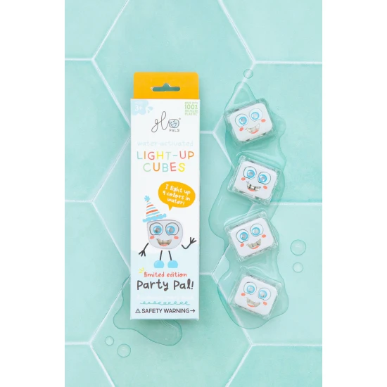 Glo Pals Sensory Glowing Cubes Party Pal Sötétben világító fürdőkockák gyerekeknek, amelyek világítanak a vízben.