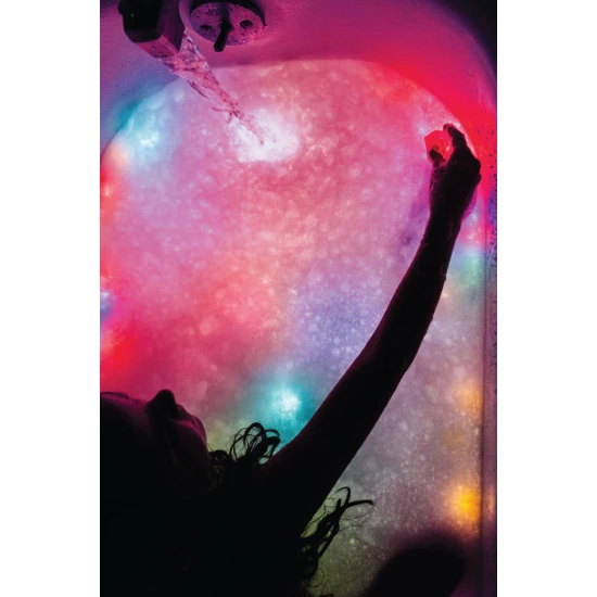 Glo Pals Sensory világító kockák Sammy világító fürdőkockák gyerekeknek, vízben megvilágítva.