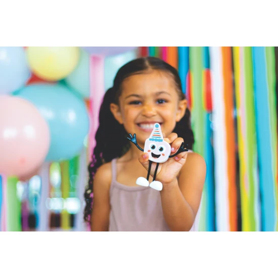 Glo Pals Set Party Pal figura és 2 szenzoros vizesblokk - világító fürdőjáték gyerekeknek.