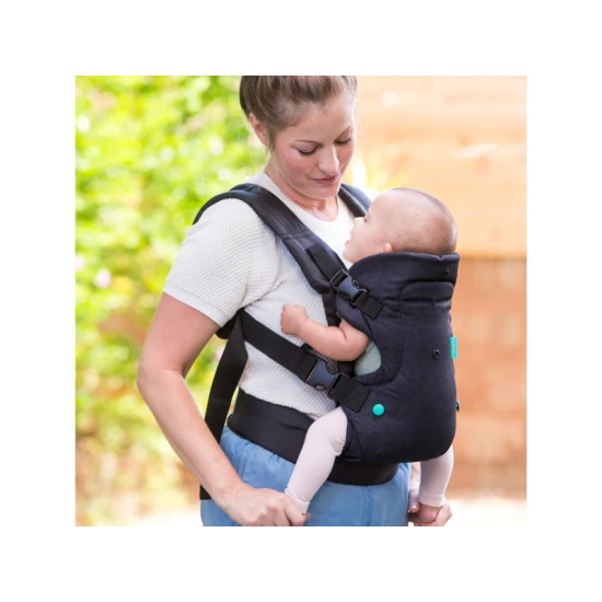 Infantino Hordozó Flip Advanced 4in1 Black Infantino Hordozó Flip Advanced 4in1 Black