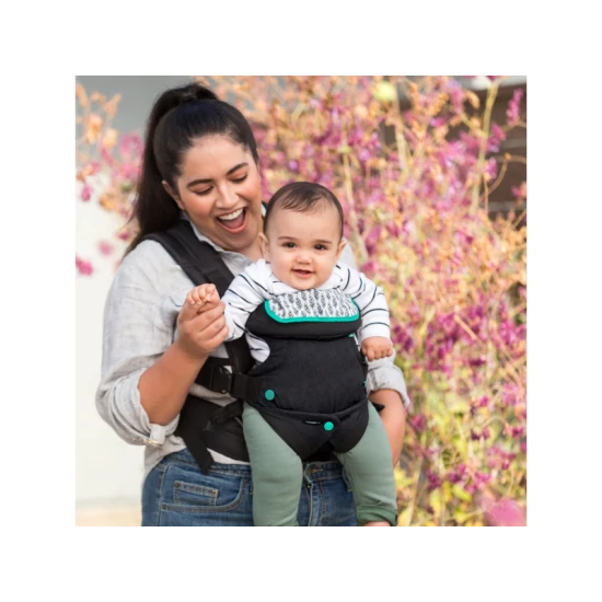 Infantino Hordozó Flip Advanced 4in1 Black Infantino Hordozó Flip Advanced 4in1 Black