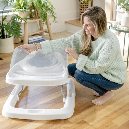 Step&Sprout™ 3az1-ben járássegítő 6h+ 12 kg-ig Step&Sprout™ 3az1-ben járássegítő 6h+ 12 kg-ig Ingenuity 12904-1