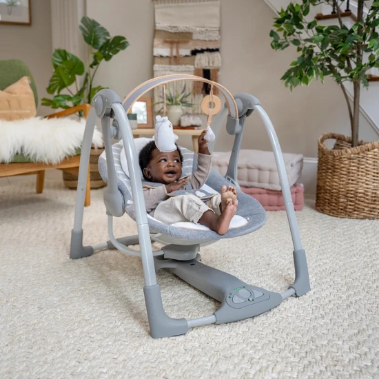 Bella Teddy™ átalakítható, utazó, zenélő hinta 0h+ 9 kg-ig Bella Teddy™ átalakítható, utazó, zenélő hinta 0h+ 9 kg-ig Ingenuity 11023-2