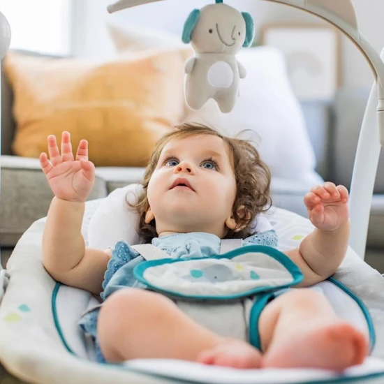Nash 2az1-ben átalakítható, vibráló, zenélő hinta 0h+ 9 kg-ig Ingenuity 12055-1