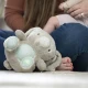 Sylvi™ nyuszi plüss megnyugtató, zenélő játék 0h+ Ingenuity 12920-6