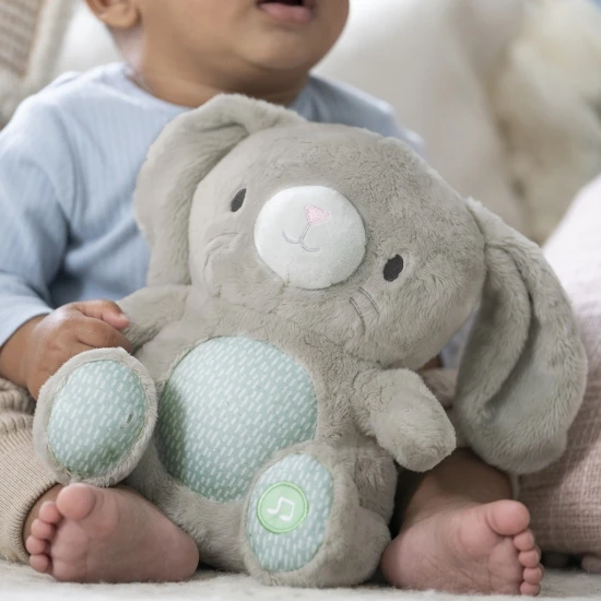 Sylvi™ nyuszi plüss megnyugtató, zenélő játék 0h+ Ingenuity 12920-6