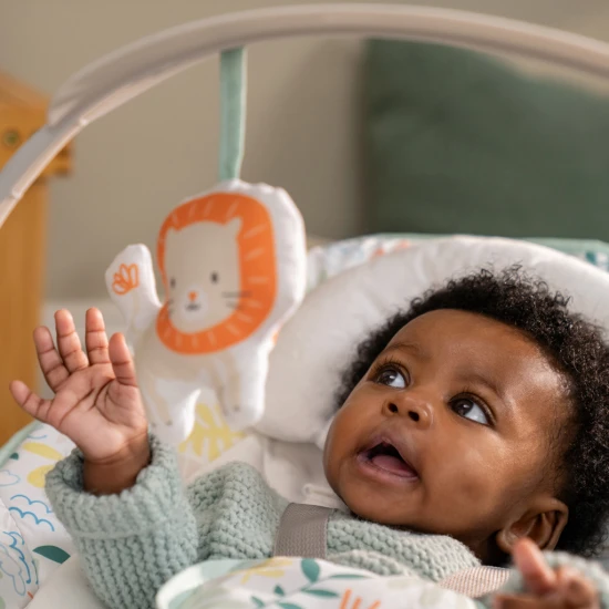Keep Cozy™ Madi™ vibráló pihenőülés 3az1-ben 0h+, 18 kg-ig Ingenuity 17498-1