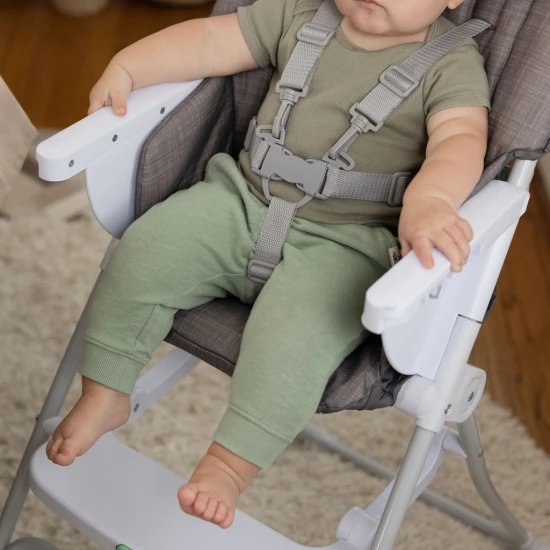 Sun Valley™ Grey összecsukható etetőszék 6h+ 15 kg-ig Sun Valley™ Grey összecsukható etetőszék 6h+ 15 kg-ig Ingenuity 16990-1