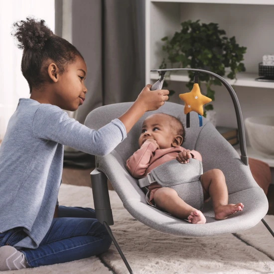 Ringó pihenőágy CALMEE 0m+, 9 kg-ig Kinderkraft KBCALM00GRY0000