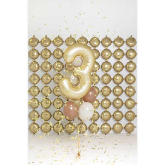 Elegáns 3. születésnapi léggömb - arany főszerepben