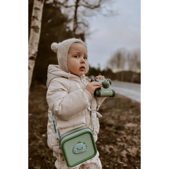 Szilikon táska a fényképezőgép biztonságos hordozásához.